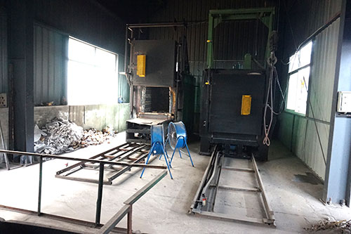 ���쳵���ȴ���¯